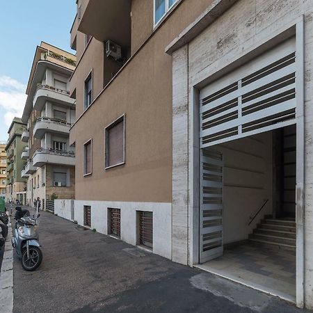 Tiber Stylish Apartment Рим Экстерьер фото